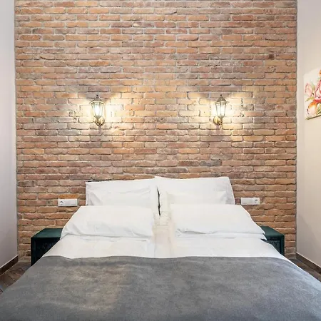 Luxurious 2min Walk To Basilica Budapest