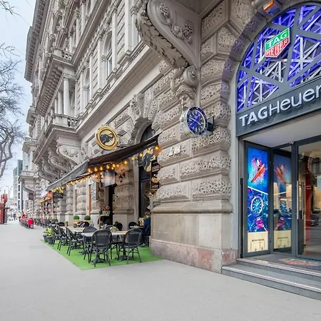 Luxurious 2min Walk To Basilica Apartment