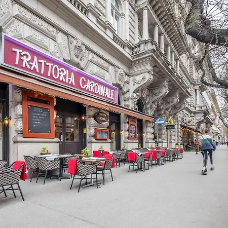 Luxurious 2min Walk To Basilica Budapest